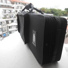 新品未使用　7.800円　沖縄三線専用本格セミハードケース　黒色は如何?の画像