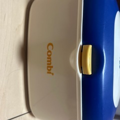 combiおしり拭きウォーマーの画像