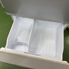 227 シャープ　大型冷蔵庫　どっちもドア　350L　小型　家庭用　一人暮らし　シルバーカラーの画像