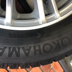 お買い得！ホイール付きスタッドレスタイヤ　　の画像