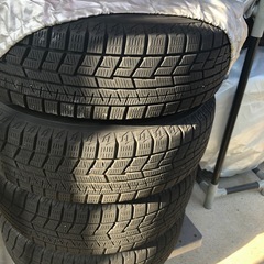 お買い得！ホイール付きスタッドレスタイヤ　　の画像