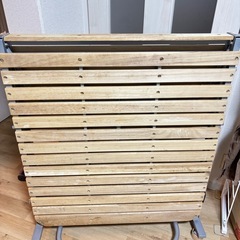 折りたたみベッドの画像