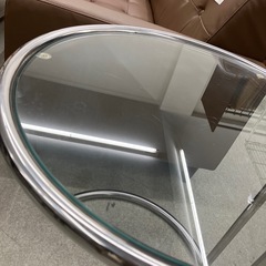 A2511-013 ガラス製 サイドテーブル 円卓 キズ汚れ有りの画像