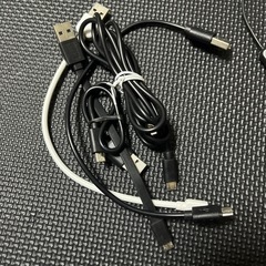 充電ケーブルまとめ売り！ライトニング、USB-B,C端子の画像