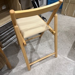 折りたたみチェアの画像