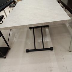 リユースのサカイ栃木店★ジモティ割あり★  昇降テーブル グレー×ブラック W120×D80×H25.5～71 クリーニング済み TC11405の画像