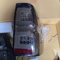 ハイラックス　シーケンシャルテールランプの画像