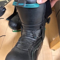 スノーボードヴィンデイングブーツのセットの画像