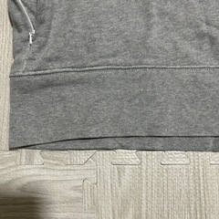 adidas トレーナーの画像