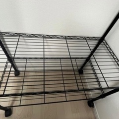 キャスター付きスチールラックです！の画像