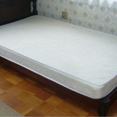 セミダブルベットの画像