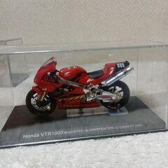 バイクフィギュア３台セット（ケース入り）の画像