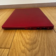 【美品】赤が映える！富士通 LIFEBOOK UH i7 / SSD256GB / Win11 クリーンインストール済✨の画像