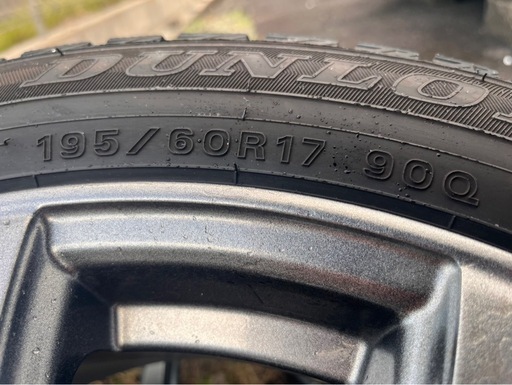 早いもの勝ち 195/60R17 60プリウス　スタッドレスセット 新型プリウス！スタッドレスセット！195/60R17！インチダウン 