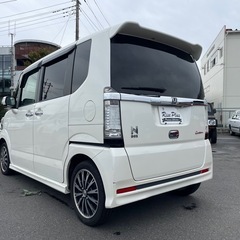 総額35.8万円 ホンダ N-BOXカスタム Gターボパッケージ 車検2年 ターボ 左右パワスラ クルコン ナビ フルセグ Bluetoothオーディオ バックカメラ ETC フリップダウンモニターの画像
