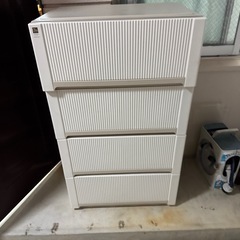 プラスチック収納の画像