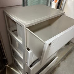 プラスチック収納の画像