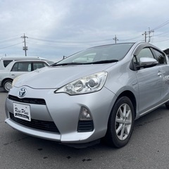 総額45万円 トヨタ アクア S 車検2年 HV車 4万キロ台 キーレス ナビ ワンセグ Bluetoothオーディオの画像