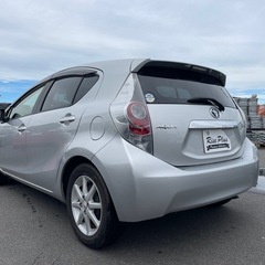 総額45万円 トヨタ アクア S 車検2年 HV車 4万キロ台 キーレス ナビ ワンセグ Bluetoothオーディオの画像