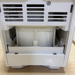Panasonic(パナソニック) FE-KX05C-W ミスティホワイト　気化式加湿器の画像