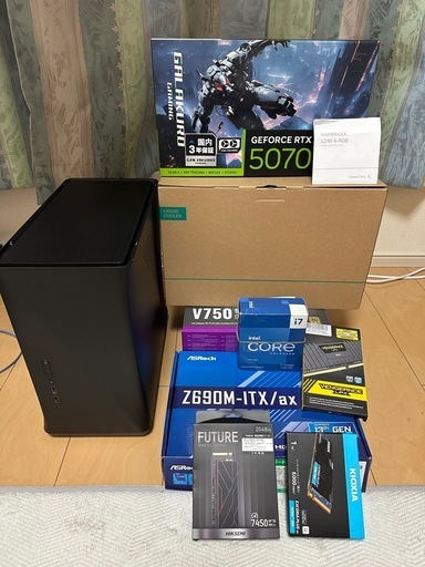 i7-13700K＆新品RTX5070搭載★モンスタ動作★ゲーミングPC★メモリ32G/SSD1T&SSD2T&HDD1T/Win11pro