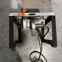 マキタ電動丸ノコ台座付き
の画像