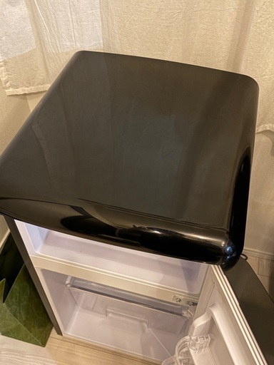 アイリスプラザお洒落レトロ冷蔵庫ブラックPRR-082D-B 1人暮らしミニ81L