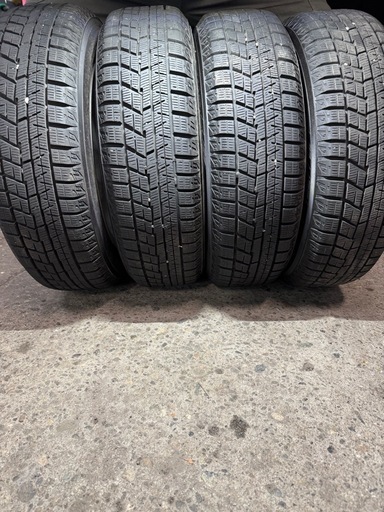 バリ目！　155/65R14   スタッドレス　アルミホイール付き
