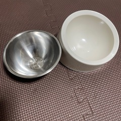 餌皿　餌入れ　フードボールの画像