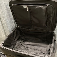 超軽量スーツケース60.40.25センチの画像