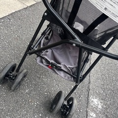 B型ベビーカーの画像