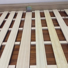 ベッドフレームの画像