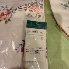 🌹MINTON お皿とエプロンセット⭐️新品タグ付きエプロン　ミントン直径27㎝スプリングバレープレート🌹　の画像