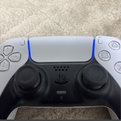 PS5 コントローラー
の画像