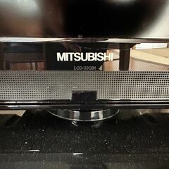 三菱の液晶テレビ　LCD-32CB1　テレビ台付きの画像