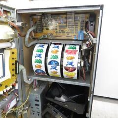 北海道 千歳市/恵庭市 近郊配送 ジャンク品 アルゼ パチスロ実機 ワードオブライツ コイン機 100V スロット台 店頭でのお受渡し大歓迎の画像