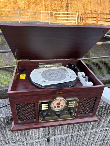 FUZE レトロ調レコードプレーヤー CLS50 レコード/CD/カセット/ラジオ