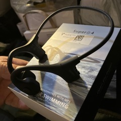 02完全防水水泳骨伝導イヤホンMP3 32GBつ付きの画像