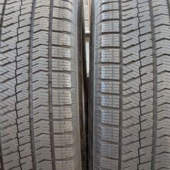 極上深溝　工賃込み　　ブリヂストン製冬タイヤ２２５／６０Ｒ１７　４本セットの画像