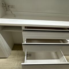 【ジャングルジャングル滋賀草津店】ジモティ来店特価!!　食器棚　ニトリ　ホワイト　J-251103の画像