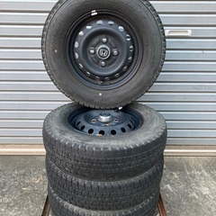 No.142 スタットレスタイヤ145R12 4H PCD100 スチールホイール付4本セットの画像