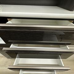 【ジャングルジャングル滋賀草津店】ジモティ来店特価!!　食器棚　ニトリ　ﾌﾞﾗｯｸ　J-251104の画像