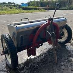 STAR 肥料散布機 ライムソワー トラクター　　石灰　施肥　肥料まき　トラクター　アタッチメント　作業機　MLS120ライムソーワ スター農機　スター　トップリンク付き　宮崎の画像