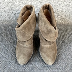 スエード 折り返しブーティ 24cm の画像