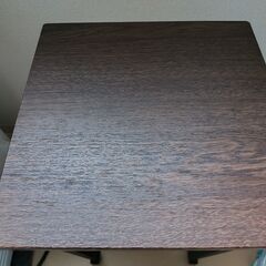 サイドテーブルの画像