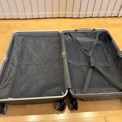 【取引中】MAX SMART　スーツケース　82L の画像