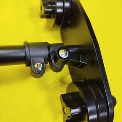 ほゞ新品 カメラスタビライザー TARIONの画像