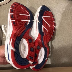 プーマ　adidas靴の画像