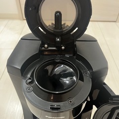 全自動コーヒーメーカーの画像