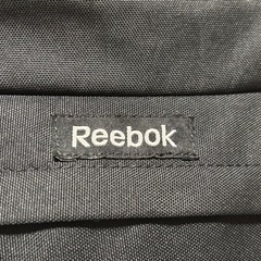 Reebok ブラック ショルダーバッグ
の画像